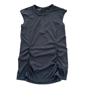 Athleta size Small Black Pacifica II Athletic Top Biking Water Sports Zip Pocket